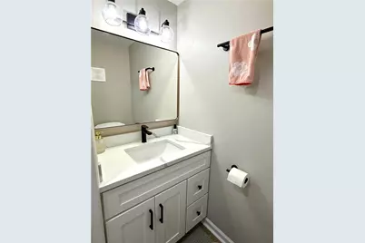 1913 Riggs Rd, South Park, PA 15129 - Photo 5