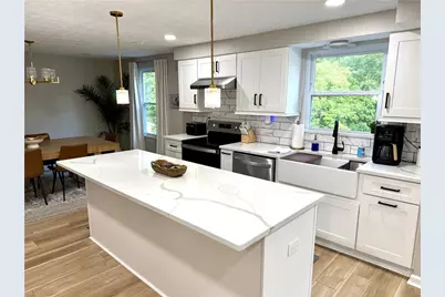 1913 Riggs Rd, South Park, PA 15129 - Photo 9
