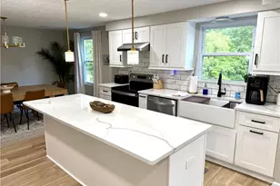 1913 Riggs Rd, South Park, PA 15129 - Photo 9