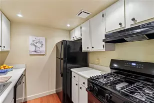 1400 Smokey Wood Dr, Pittsburgh, PA 15218 - Photo 21