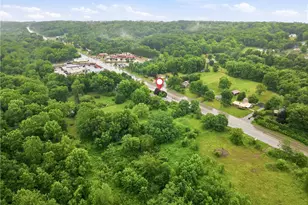 2552 S Hermitage Rd, Hermitage, PA 16148 - Photo 11