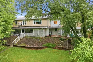 2552 S Hermitage Rd, Hermitage, PA 16148 - Photo 3