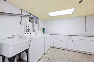 2552 S Hermitage Rd, Hermitage, PA 16148 - Photo 31