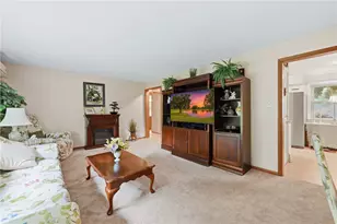 2552 S Hermitage Rd, Hermitage, PA 16148 - Photo 15