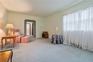1022 Willow Dr, Ross Twp, PA 15237 - Photo 7