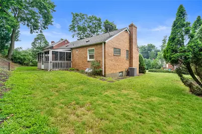 1022 Willow Dr, Ross Twp, PA 15237 - Photo 23