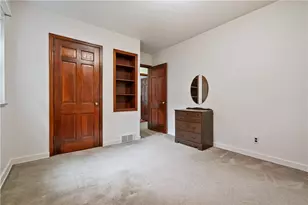 1022 Willow Dr, Ross Twp, PA 15237 - Photo 17