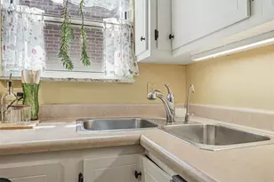 1611 Trinity St, Pittsburgh, PA 15206 - Photo 5