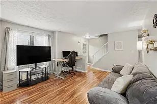 3074 E Bardonner Rd, Hampton, PA 15044 - Photo 11