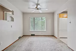 8 Norwich Ave, Pittsburgh, PA 15229 - Photo 5