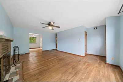 270 Roycroft Ave, Pittsburgh, PA 15234 - Photo 3