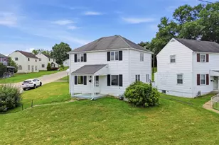 544 Thompson Ave, Clairton, PA 15025 - Photo 3