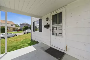 544 Thompson Ave, Clairton, PA 15025 - Photo 5