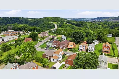 912 Waddell Ave, Clairton, PA 15025 - Photo 35