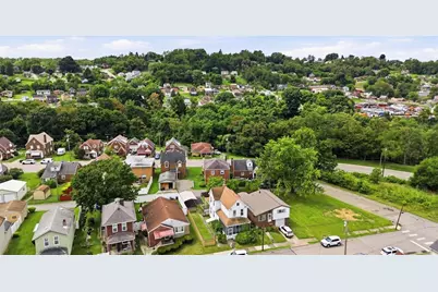 912 Waddell Ave, Clairton, PA 15025 - Photo 11