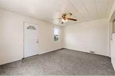 862 Miller Ave, Clairton, PA 15025 - Photo 11