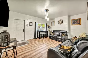 14 Arnold St, Pittsburgh, PA 15205 - Photo 5