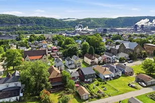 425 N 4th St, Clairton, PA 15025 - Photo 9
