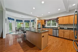 106 Springbrooke Dr, Peters Township, PA 15367 - Photo 5