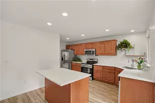 195 Southern Valley Ct, Adams Township, PA 16046 - Photo 17