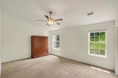 195 Southern Valley Ct, Adams Township, PA 16046 - Photo 21