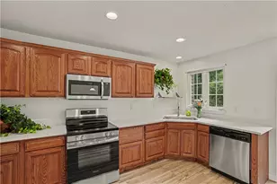 195 Southern Valley Ct, Adams Township, PA 16046 - Photo 15