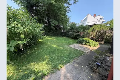 621 Bauman Ave, Baden, PA 15005 - Photo 3