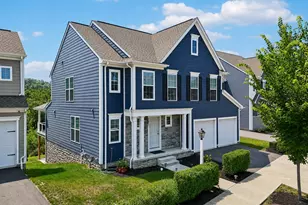 1679 Hastings Park Dr, South Fayette, PA 15017 - Photo 1