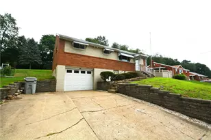 144 Elmwood Dr, Pittsburgh, PA 15116 - Photo 3