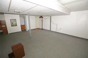 144 Elmwood Dr, Pittsburgh, PA 15116 - Photo 33