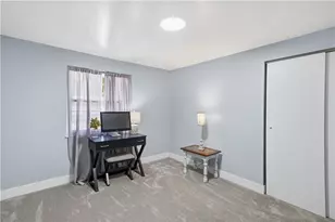 645 Carnival Dr, Pittsburgh, PA 15239 - Photo 29