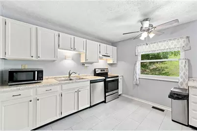 517 Hull Run Rd, Jefferson/Mather, PA 15370 - Photo 9