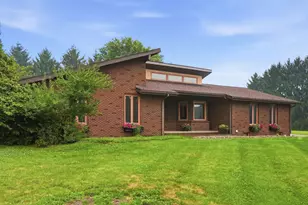 235 Henricks Rd, Center Township, PA 16001 - Photo 9