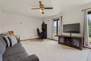 235 Henricks Rd, Center Township, PA 16001 - Photo 21