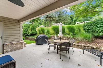 8510 Sundial Ln, Bridgeville, PA 15017 - Photo 39