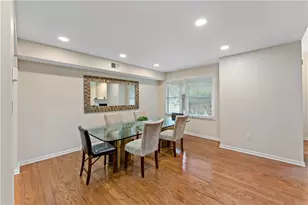 8510 Sundial Ln, Bridgeville, PA 15017 - Photo 9