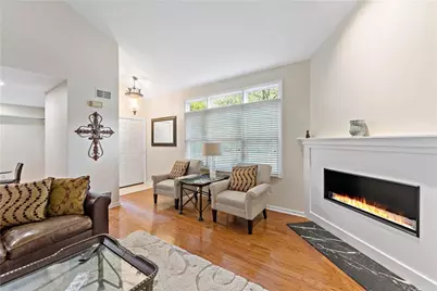 8510 Sundial Ln, Bridgeville, PA 15017 - Photo 3