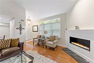 8510 Sundial Ln, Bridgeville, PA 15017 - Photo 3