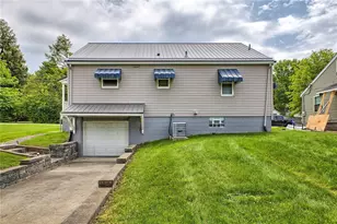 1108 Oak St, Connellsville, PA 15425 - Photo 3