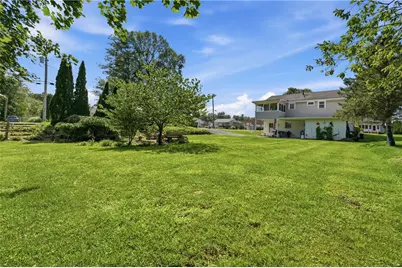 412 Highland Ave, Grove City Boro, PA 16127 - Photo 21