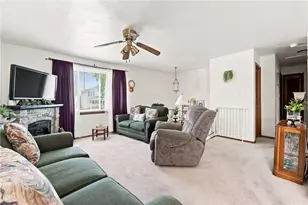412 Highland Ave, Grove City Boro, PA 16127 - Photo 5