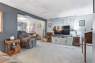 541 Old State Rte 66, Hempfield Township, PA 15601 - Photo 3