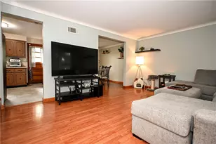 411 Juniper St, Versailles Boro, PA 15132 - Photo 7