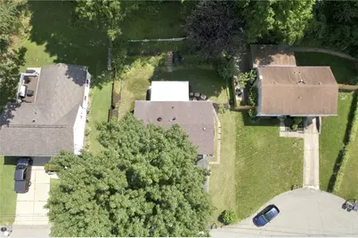 1613 Shawmut Dr, Pittsburgh, PA 15116 - Photo 3