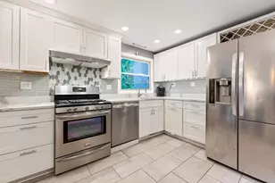 259 Main Entrance Dr, Pittsburgh, PA 15228 - Photo 15