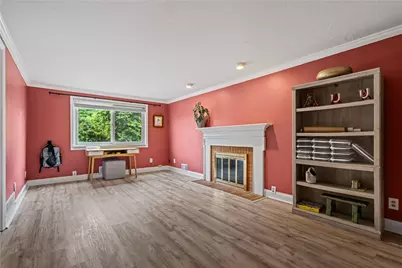 163 Spartan Dr, Bethel Park, PA 15102 - Photo 11