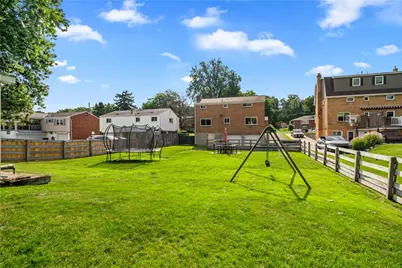 163 Spartan Dr, Bethel Park, PA 15102 - Photo 23