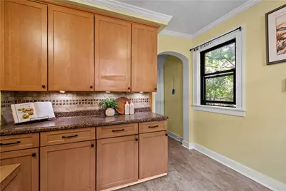 2230 Fairland St, Pittsburgh, PA 15210 - Photo 11