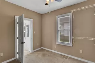 828 John St, Smith Township, PA 15054 - Photo 17
