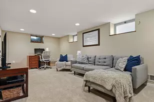 762 Lebanon Ave, Pittsburgh, PA 15228 - Photo 35
